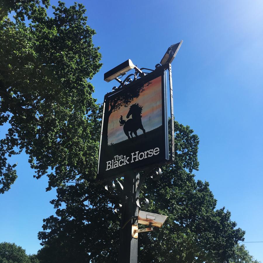 Shefford The Black Horse At Ireland מראה חיצוני תמונה